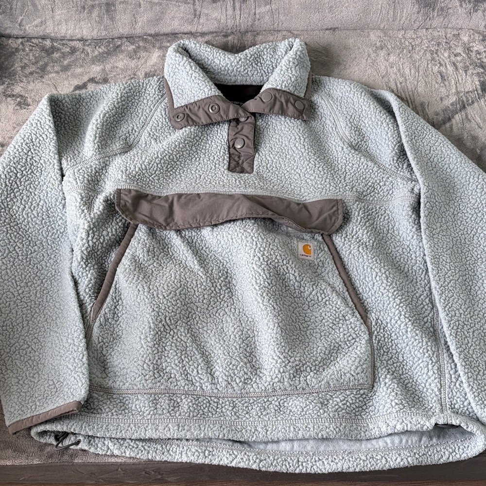 Carhartt Light blue Sherpa Pullover with grey Trim